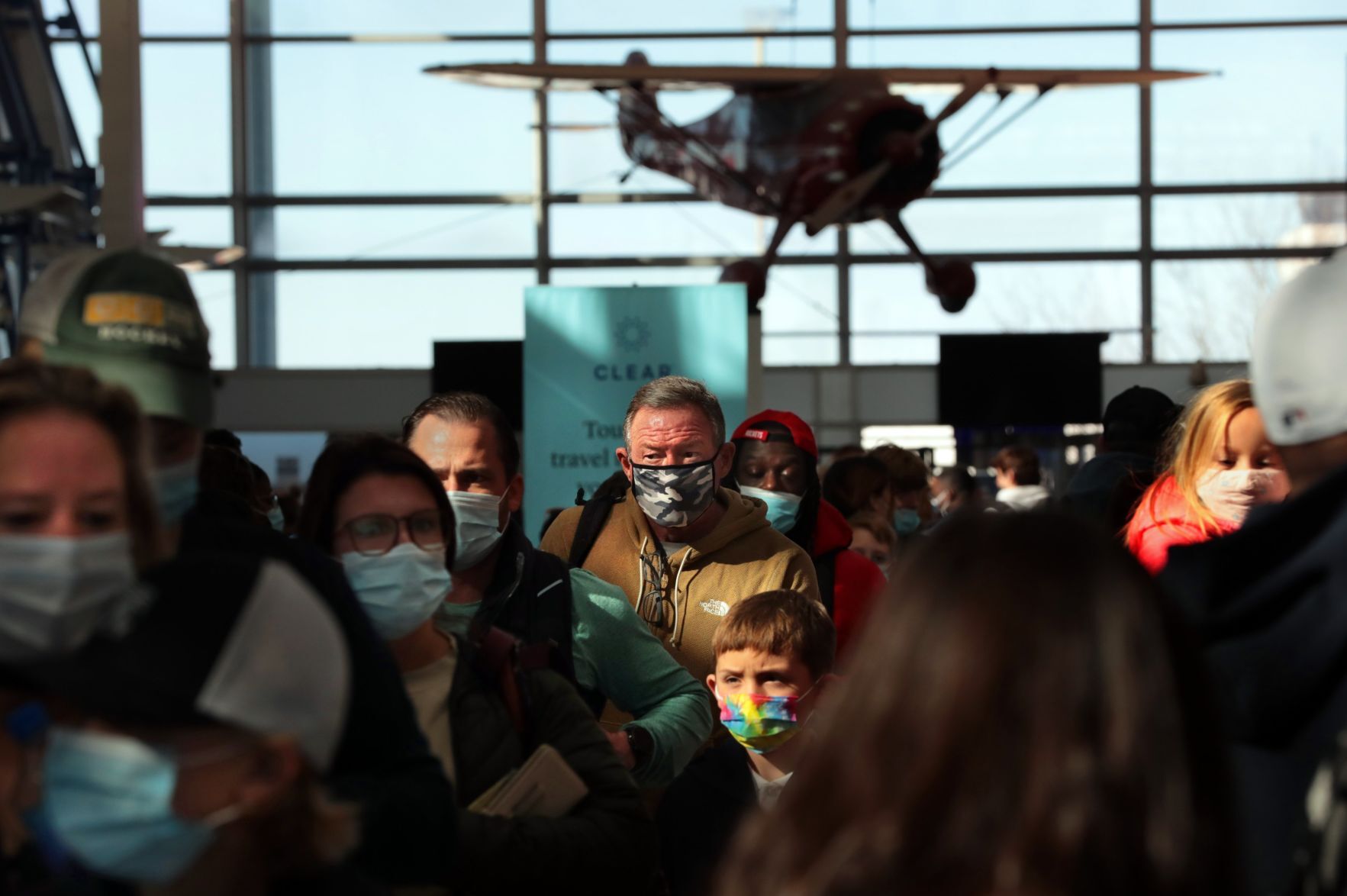 Thanksgiving travelers on the move